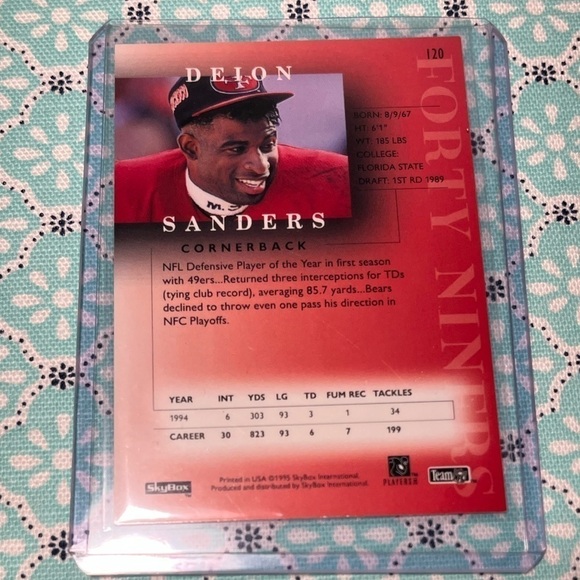 Deion SANDERS 1995 Skybox TRADED Football card #120 - Picture 2 of 5